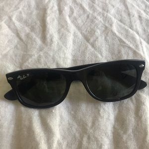 Black Polarized Wayfarer Ray Bans